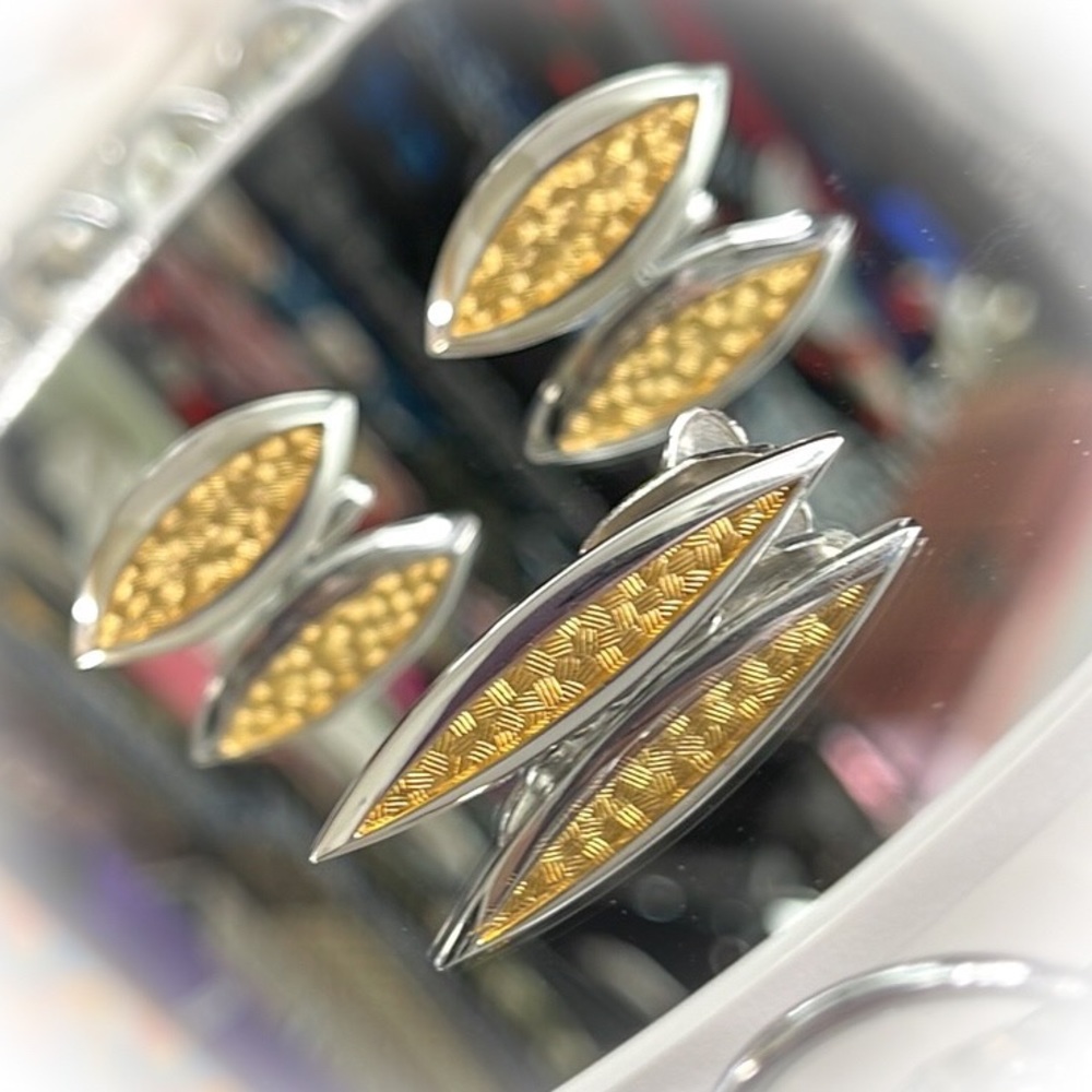 💕Stunning 2 Tone Hickok Cufflink & Tie Clip Set💕
